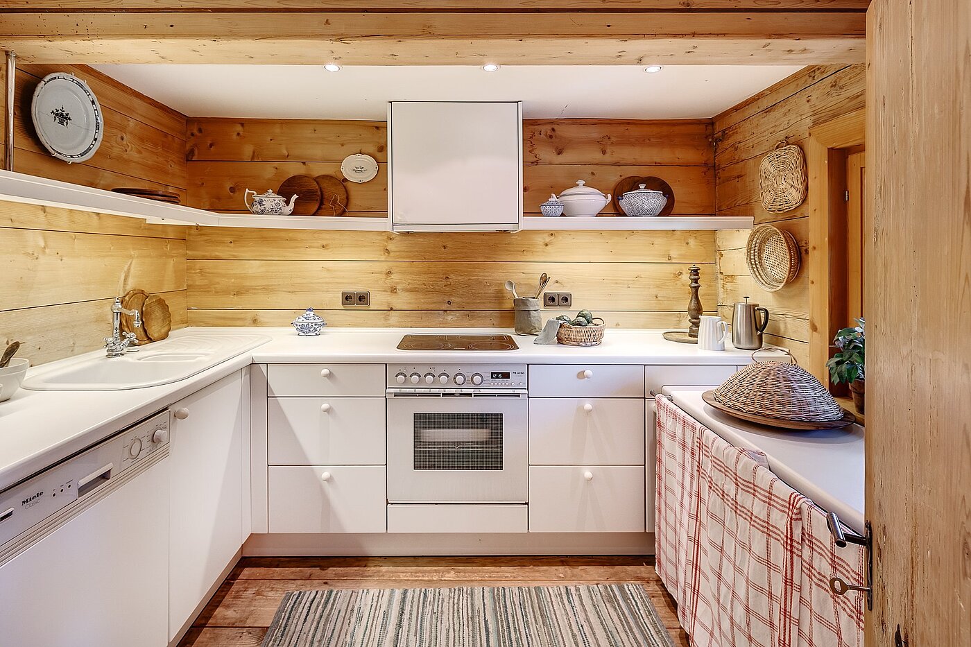 多层公寓 与 11 房间 | Gmund/Dürnbach | 2107ML1 | Küche