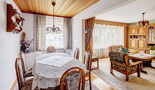 独栋住宅 与 6 房间 | Unterschleißheim | 2209ML7 | Wohn- und Essbereich mit...