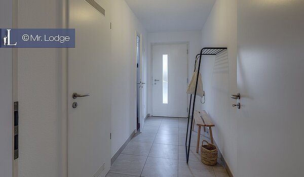 多层公寓 与 5 房间 | München-Trudering | 1902ML4 | Flur