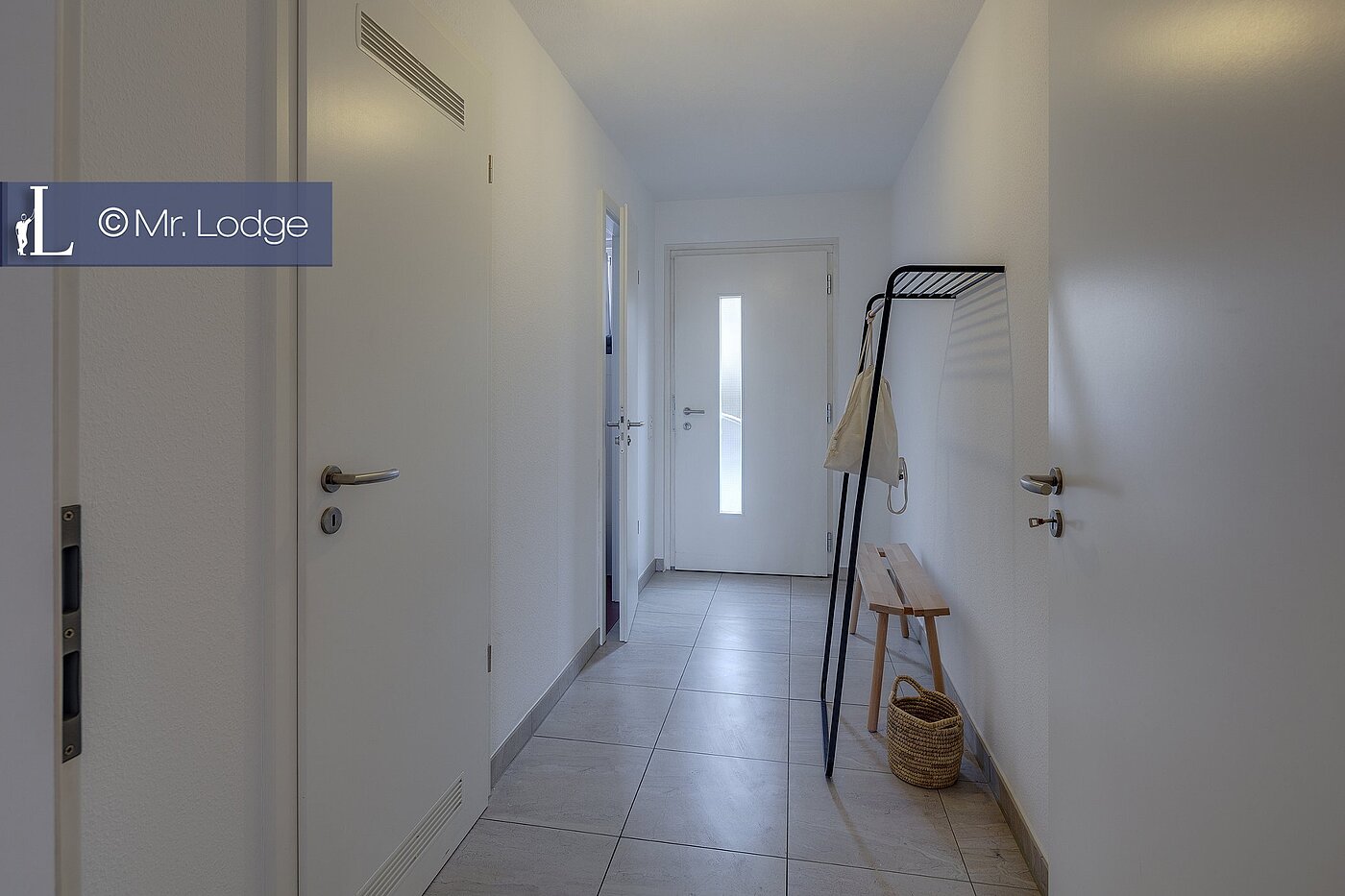 多层公寓 与 5 房间 | München-Trudering | 1902ML4 | Flur