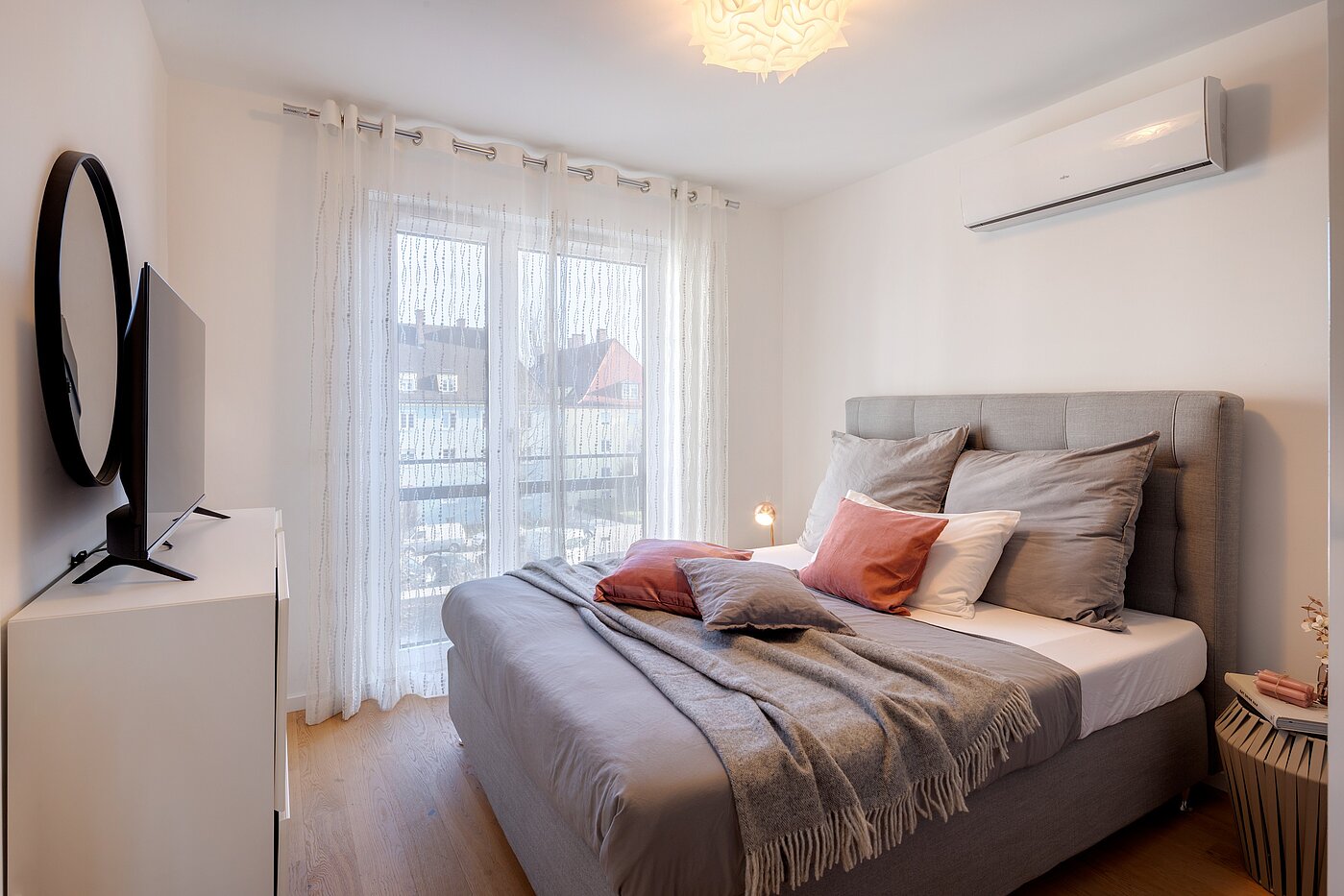 多层公寓 与 4 房间 | München-Bogenhausen | 70380 | Gäste- oder...