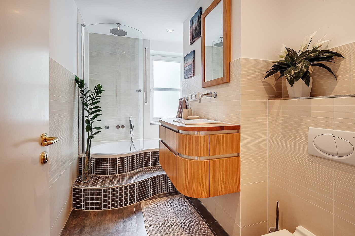 多层公寓 与 3 房间 | München-Harlaching | 2108ML3 | Modernes Wohlfühl-Bad mit...