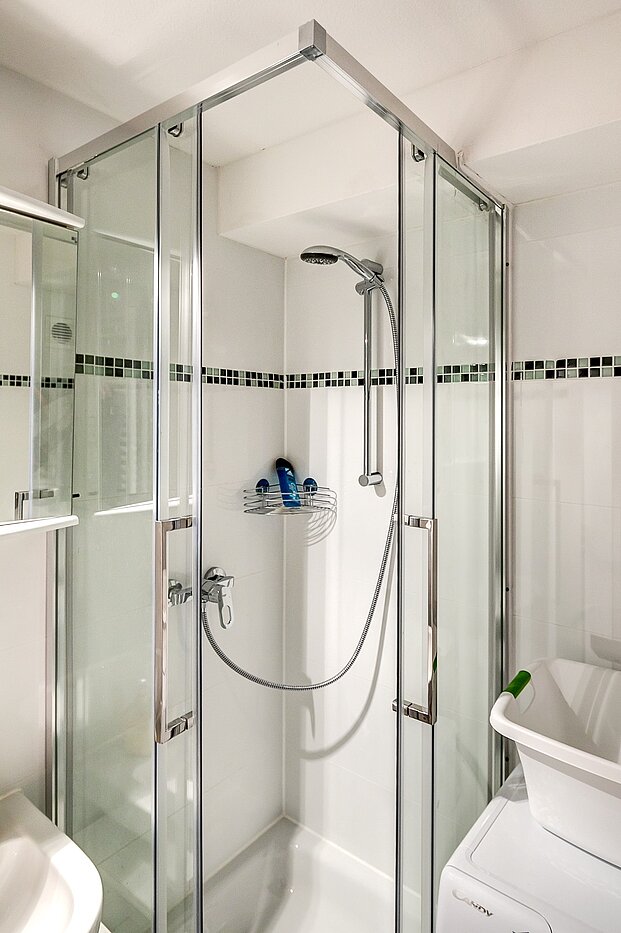 多层公寓 与 1 房间 | München-Berg am Laim | 2207ML6 | ...mit Dusche und Waschmaschinenanschluss