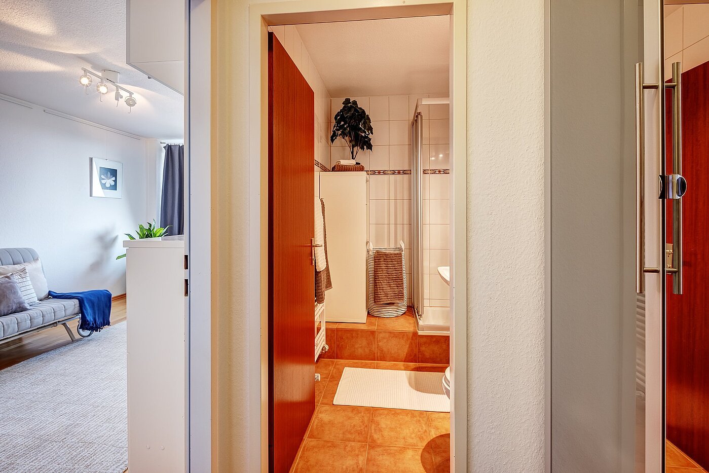 多层公寓 与 1 房间 | München-Laim | 2107ML8 | Flur mit Garderobenschrank