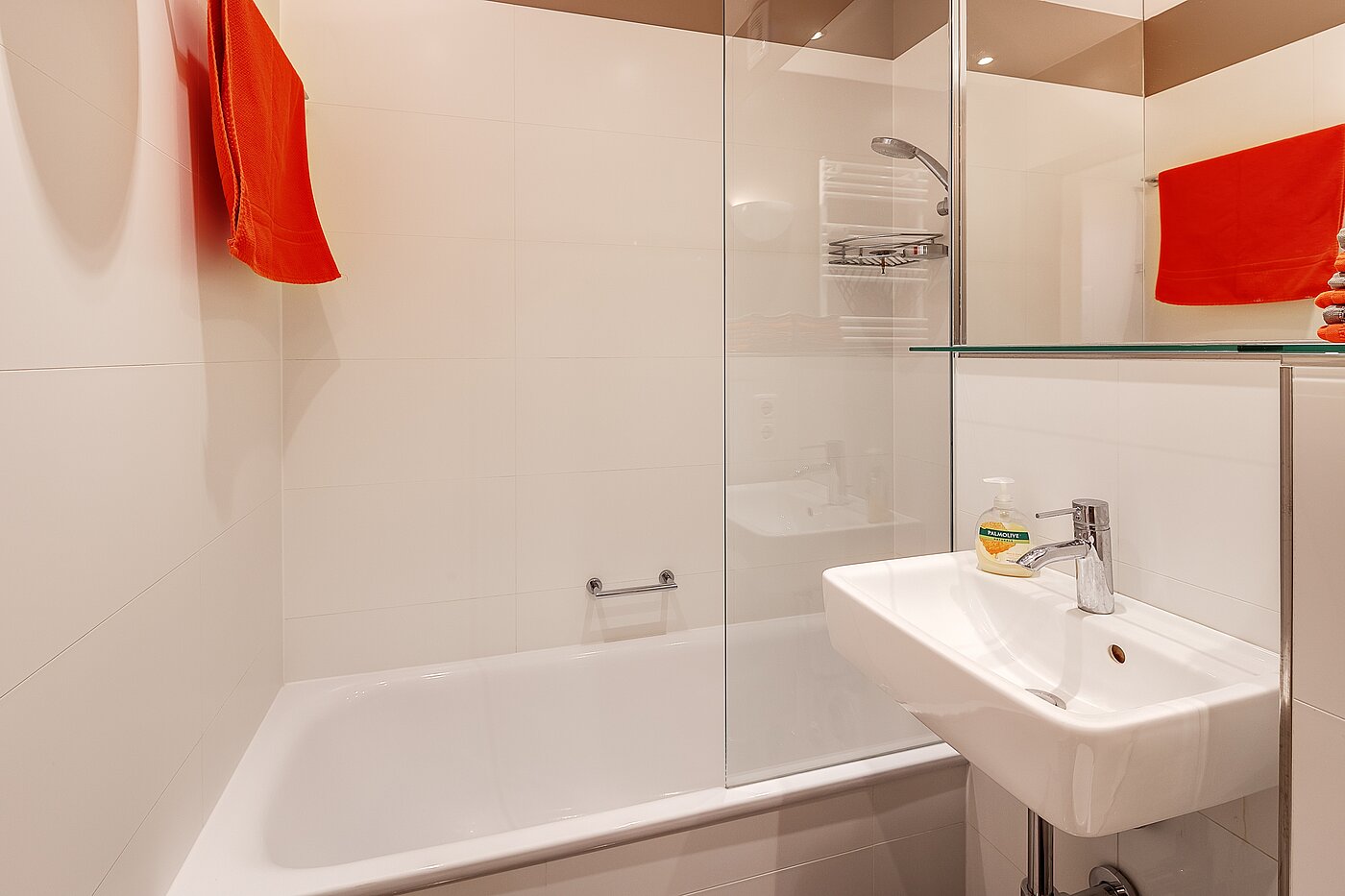 多层公寓 与 1.5 房间 | München-Schwanthalerhöhe | 2211ML8 | Wanne mit Glasabtrennung