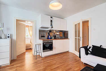 Maxvorstadt：位于黄金地段的保值两居室公寓——夏季起可入住