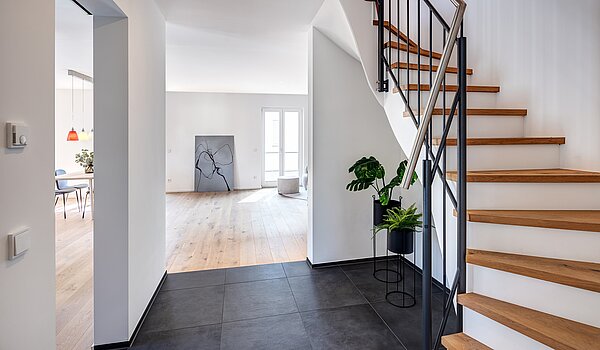 复式公寓 与 4 房间 | München-Obermenzing | 701553 | Treppenaufgang