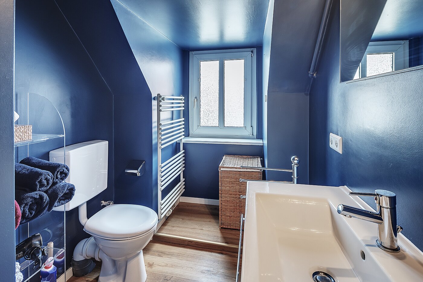 多层公寓 与 2 房间 | München-Maxvorstadt | 2211ML6 | Helles Duschbad