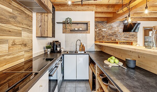 多层公寓 与 6 房间 | 70095 | ...und hochwertiger Einbauküche