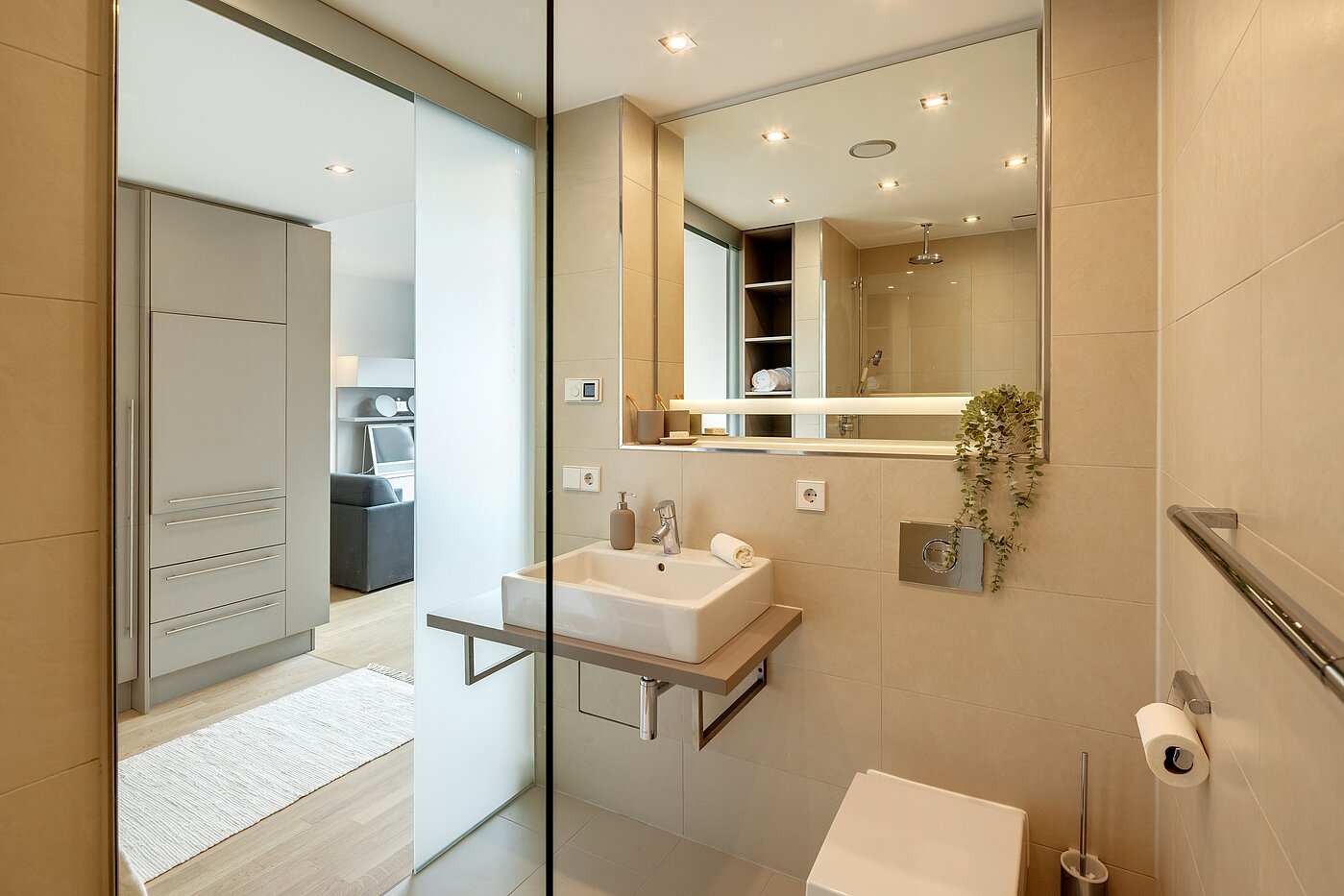 公寓 与 1.5 房间 | München-Bogenhausen | 70233 | ...bodengleicher Dusch