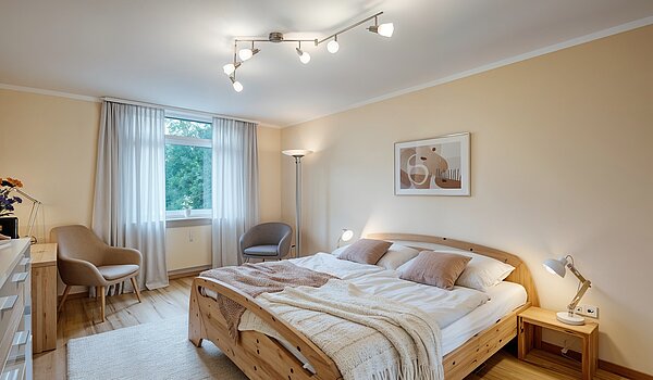 多层公寓 与 4 房间 | München-Aubing | 70276 | Schlafzimmer I (KI-generierte Inhalte)