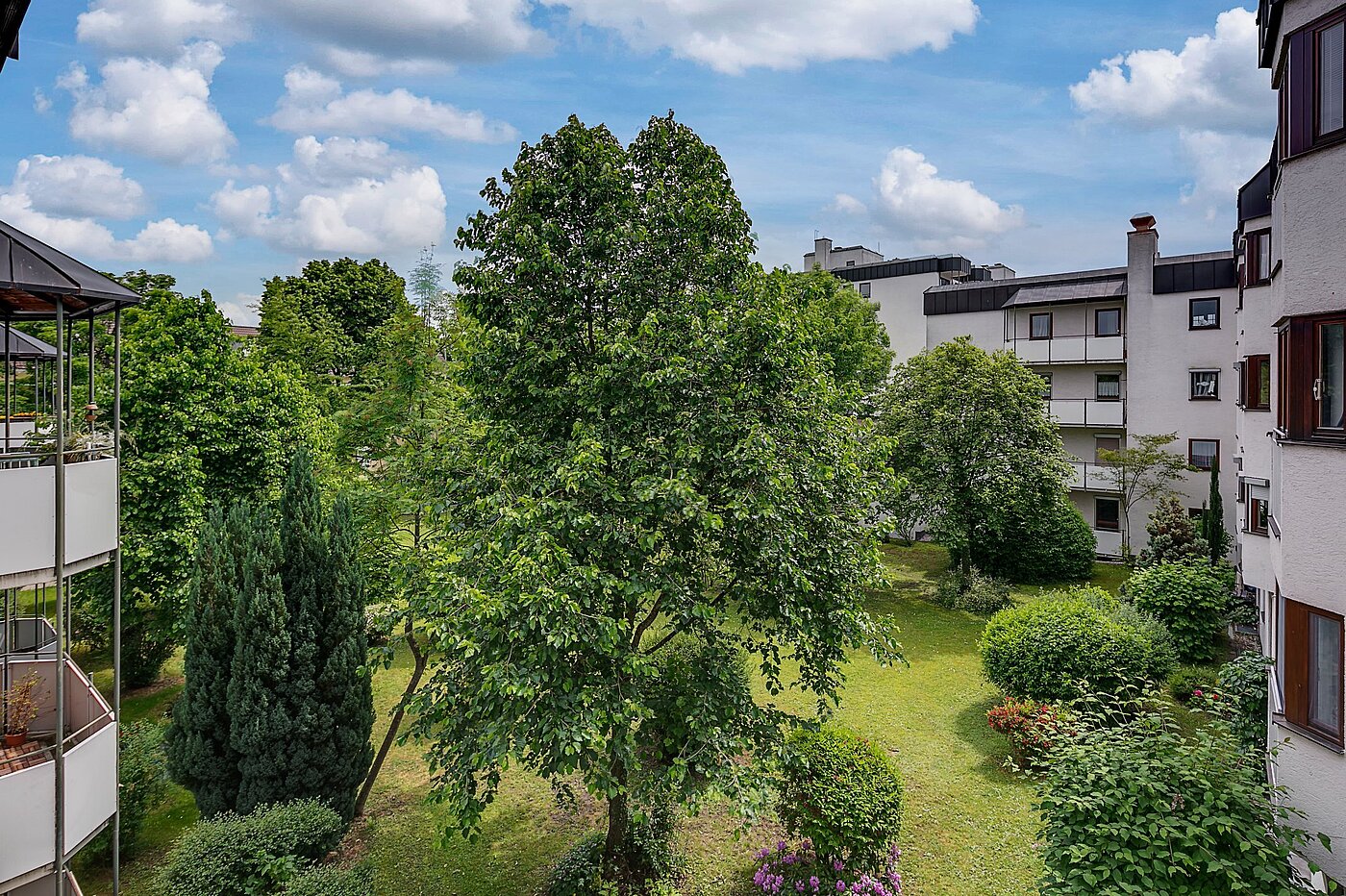 多层公寓 与 2 房间 | München-Allach | 1903ML6 | Ausblick