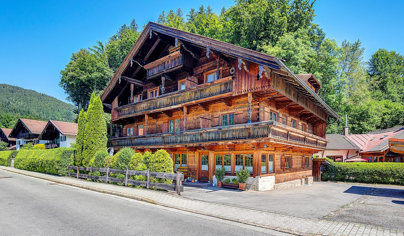 阁楼公寓 与 2 房间 | Bad Wiessee | 70017 | Hausansicht