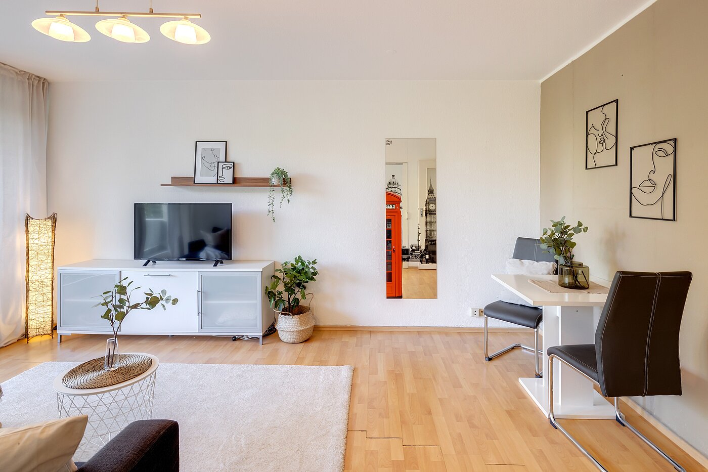 多层公寓 与 2 房间 | München-Sendling-Westpark | 2204ML2 | Helles Wohnzimmer...