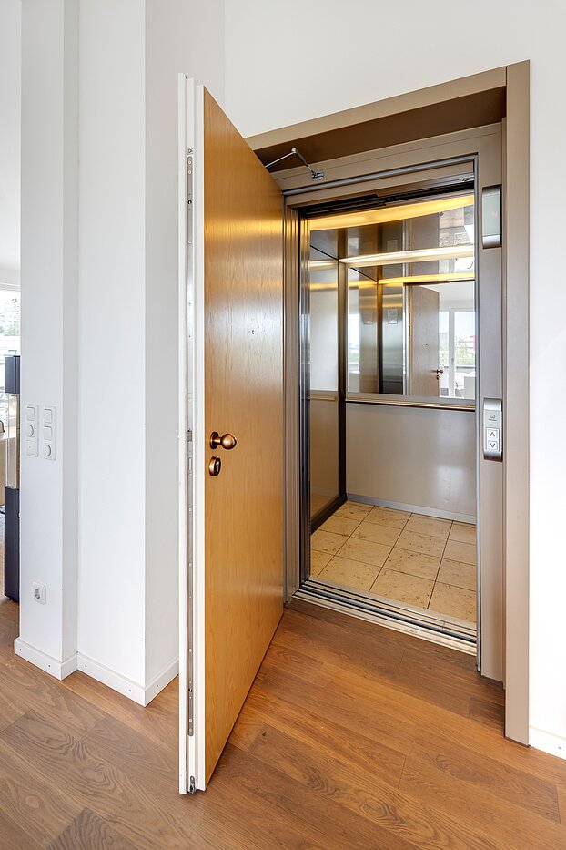 顶层公寓 与 3.5 房间 | München-Oberföhring | 70237 | ...direktem Zugang zum Lift