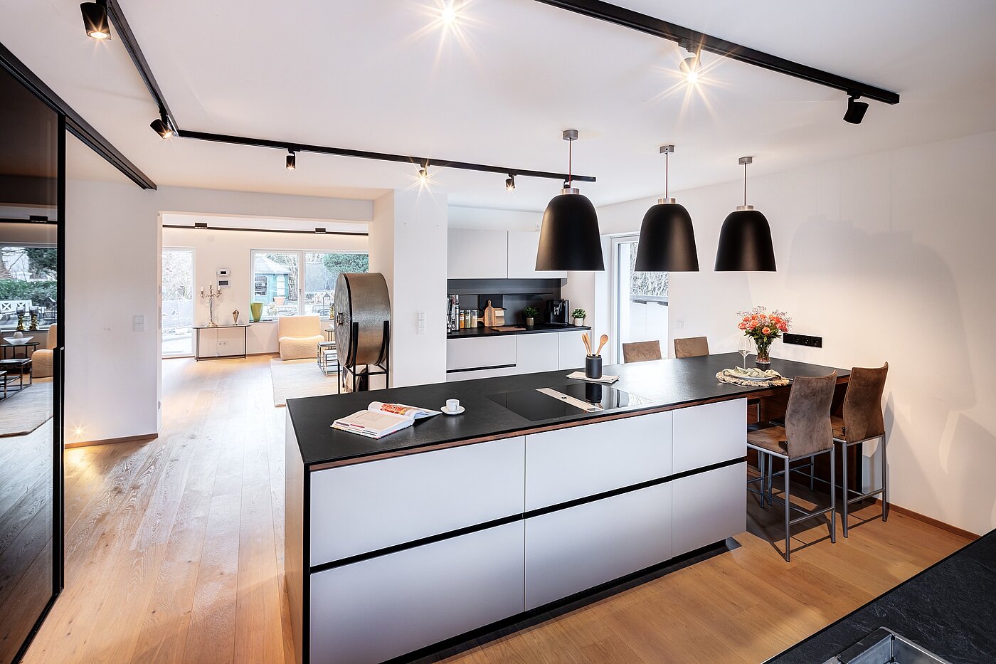 排角屋 与 6 房间 | München-Trudering | 70191 | ...offen mit...