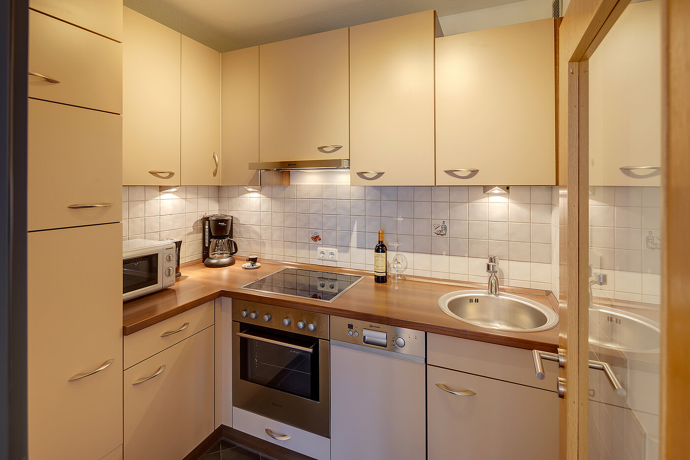 一楼公寓 与 2 房间 | München-Feldmoching | 70424 | Apartmentküche