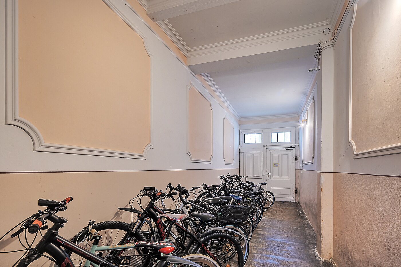 一楼公寓 与 2 房间 | München-Sendling | 703811 | Fahrräder