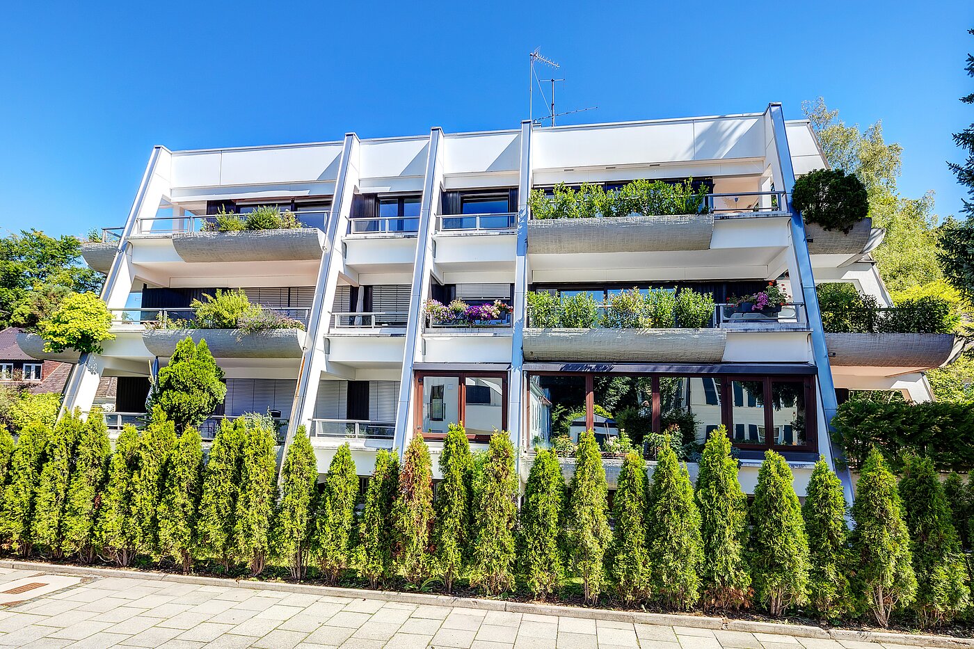 顶层公寓 与 2.5 房间 | München-Harlaching | 702581 | Gebäudeanischt