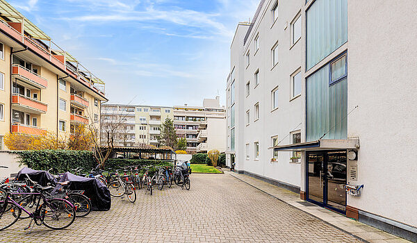 一楼公寓 与 2 房间 | München-Schwabing | 70394 | Rückgebäude