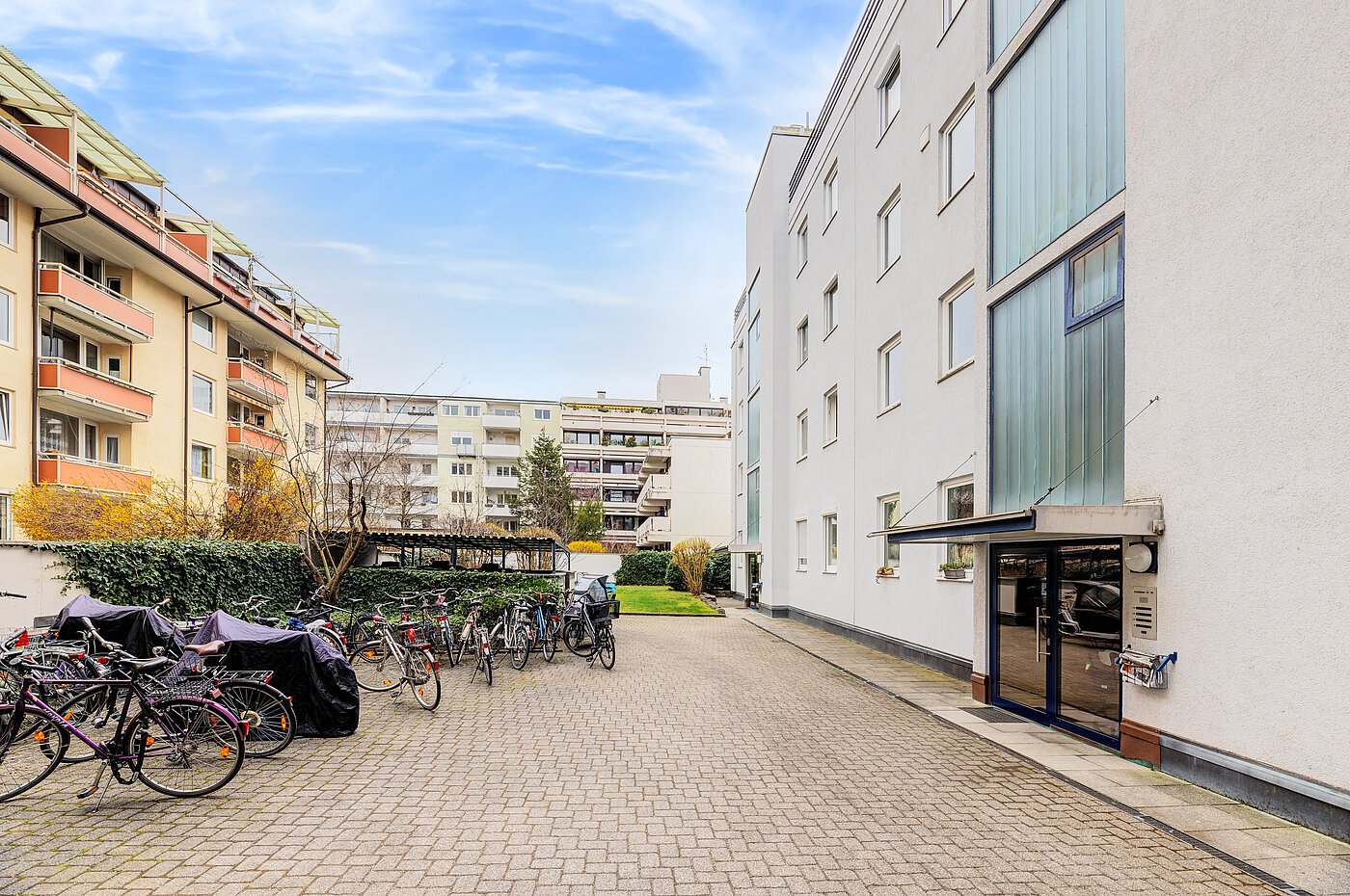 一楼公寓 与 2 房间 | München-Schwabing | 70394 | Rückgebäude