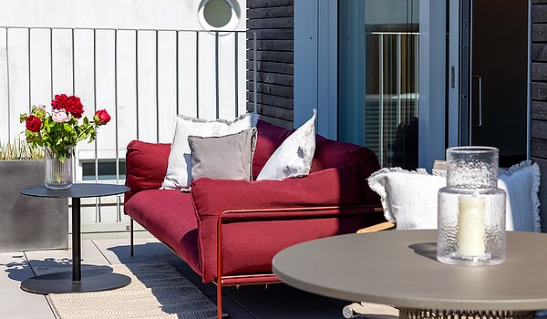 多层公寓 与 2 房间 | 70134 | ...und außen