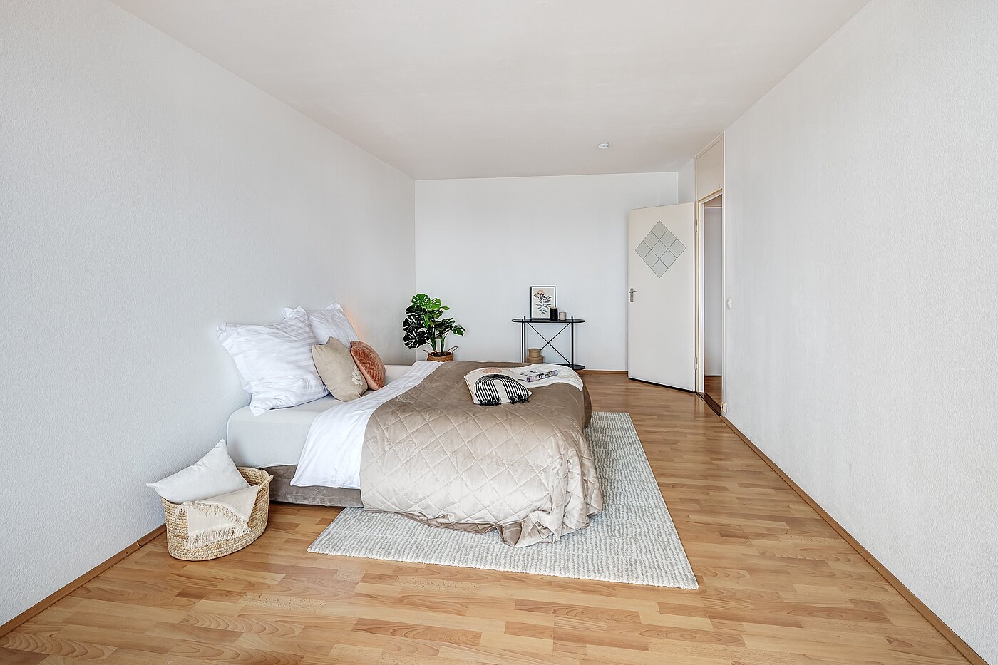 多层公寓 与 1 房间 | München-Solln | 2201ML92 | ...mit ausreichend Stellflächen