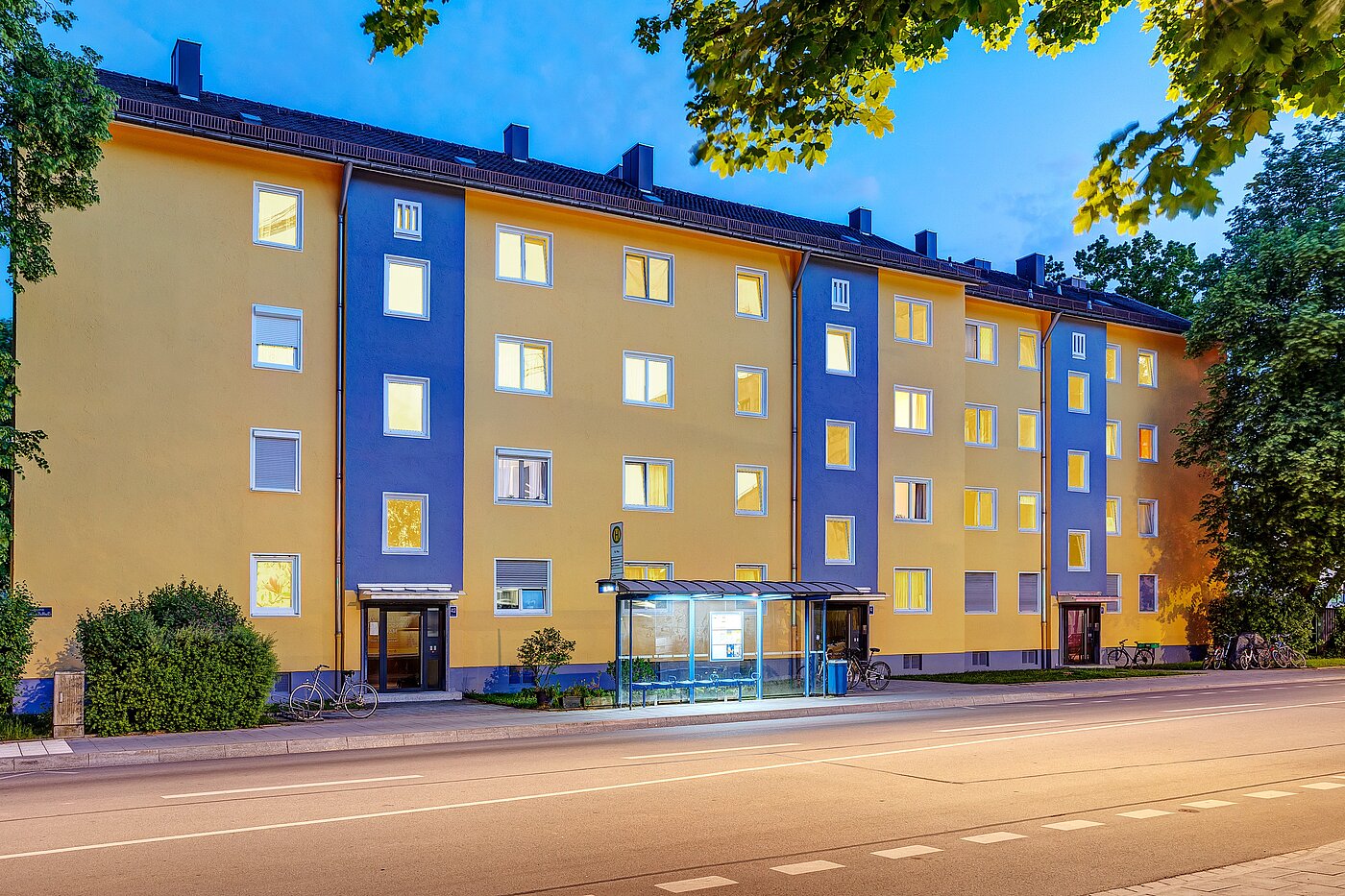 多层公寓 与 2.5 房间 | München-Berg am Laim | 70030 | Straßenseite