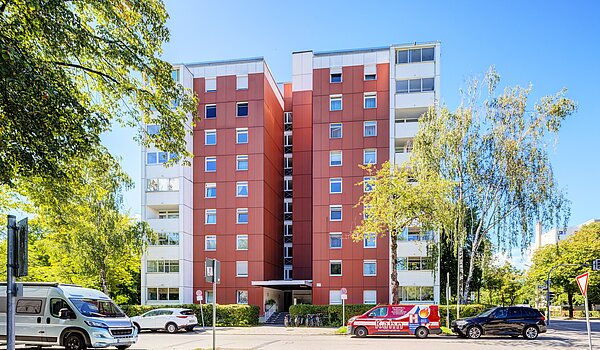 多层公寓 与 4 房间 | München-Aubing | 70276 | Gebäudevorderansicht