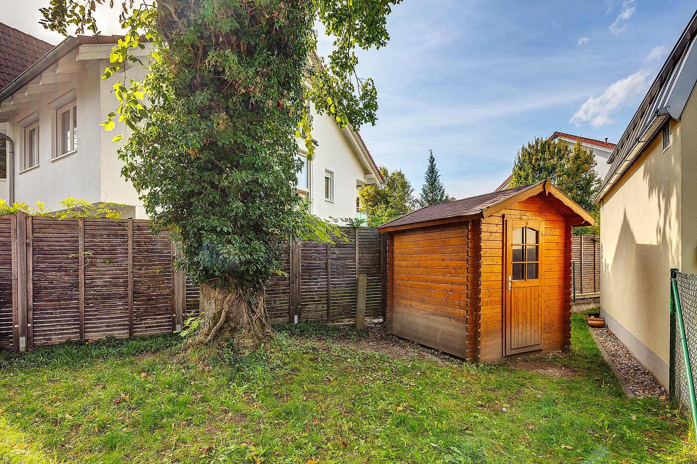 多层公寓 与 4 房间 | München-Forstenried | 2209ML6 | Praktisches Gartenhaus