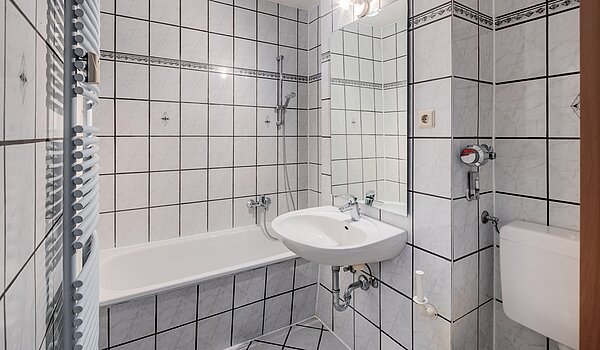 公寓 与 1 房间 | München-Laim | 70503 | Badezimmer