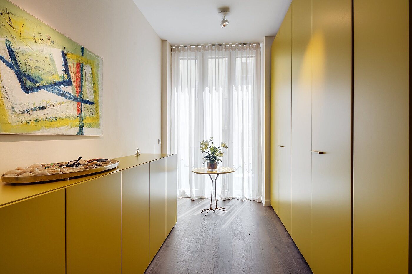 多层公寓 与 5 房间 | München-Maxvorstadt | 1807ML1 | Garderobe