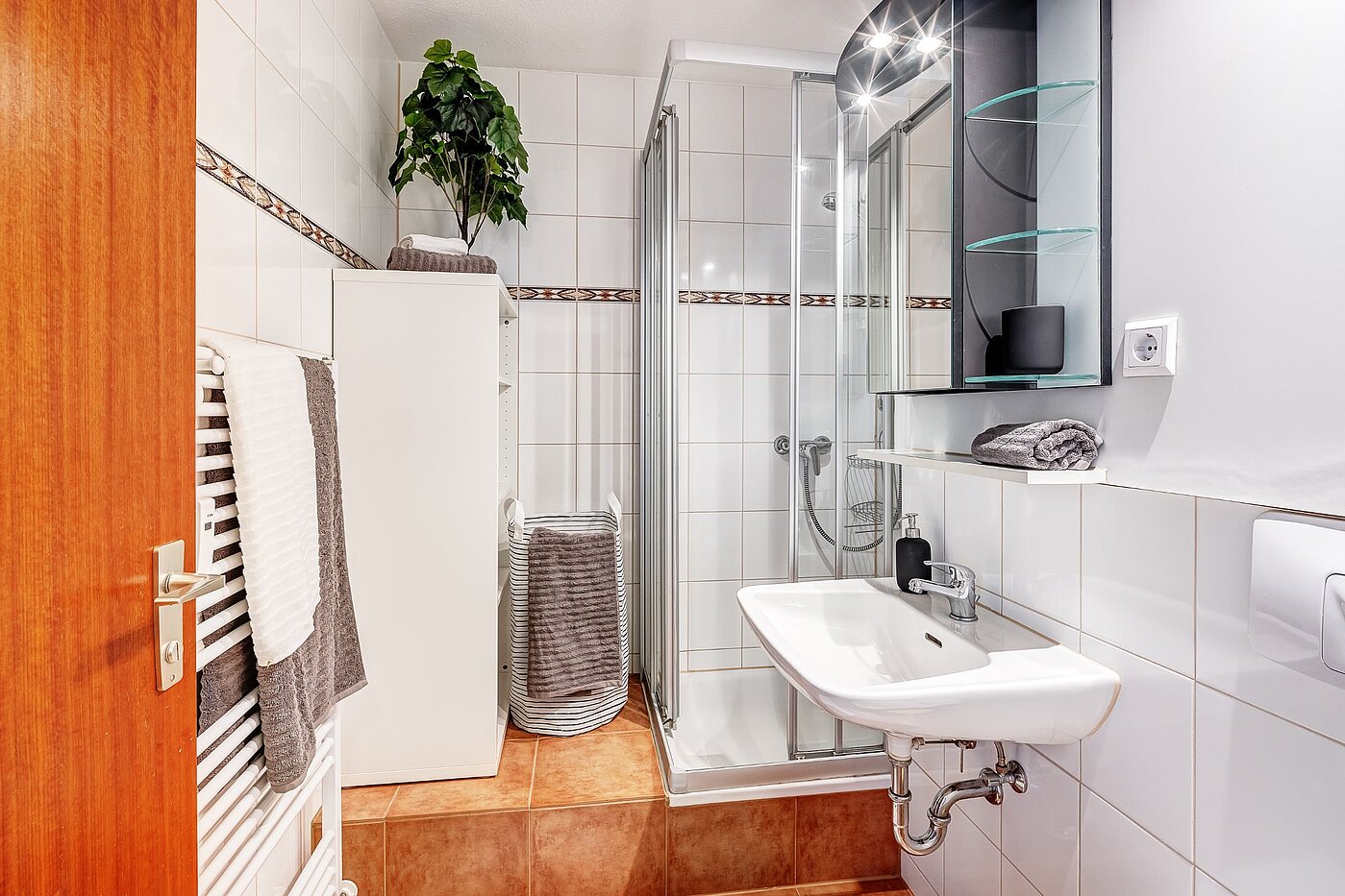 多层公寓 与 1 房间 | München-Laim | 2107ML8 | Bad mit Dusche...