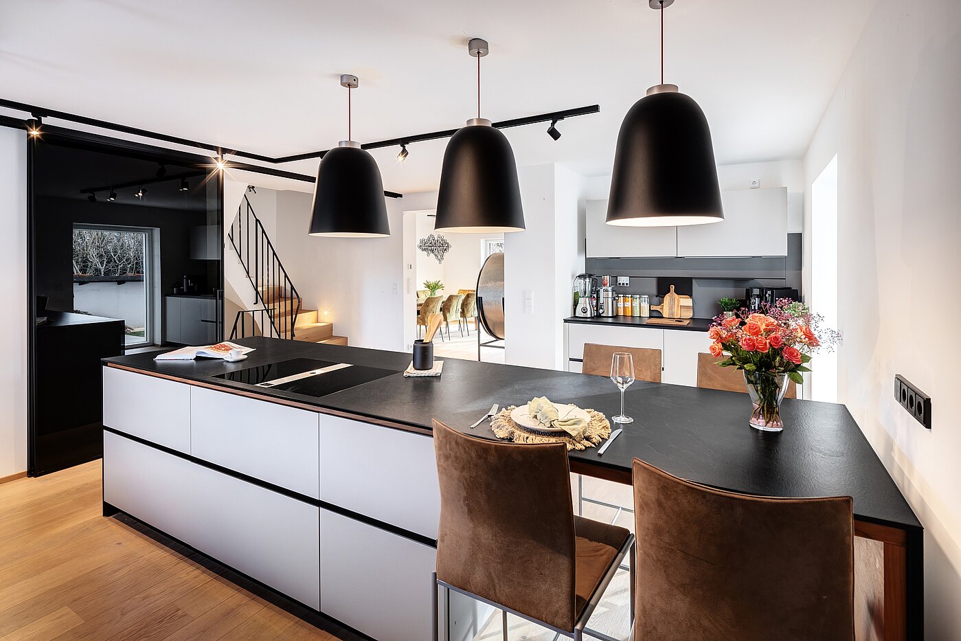 排角屋 与 6 房间 | München-Trudering | 70191 | Hochwertige Einbauküche...