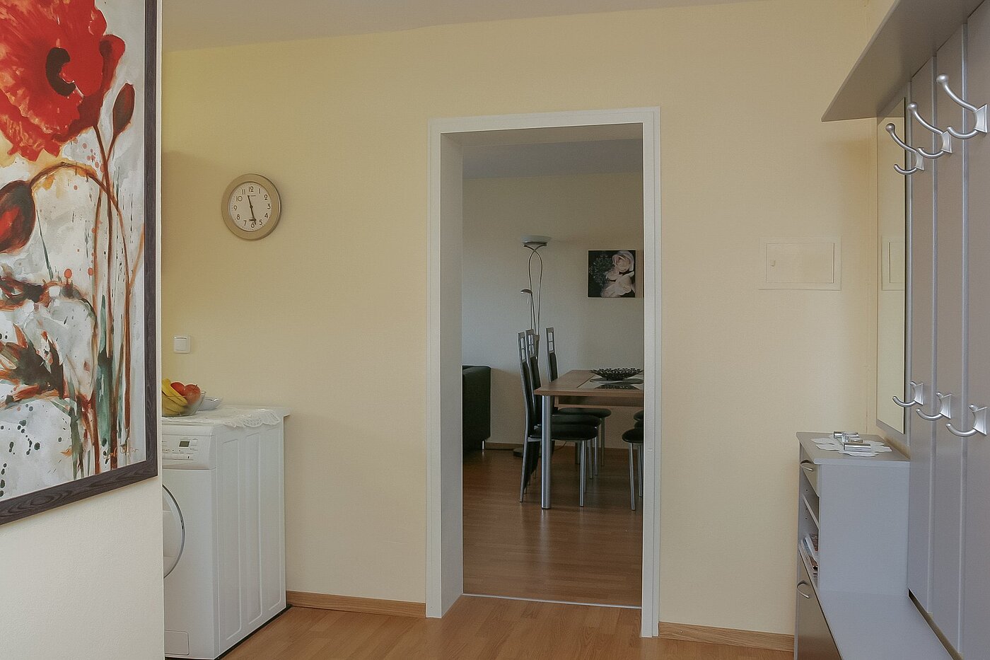 多层公寓 与 2 房间 | München-Nymphenburg | 1805ML3 | Diele mit Garderobe