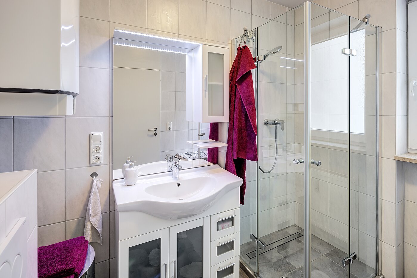多层公寓 与 1 房间 | Karlsfeld | 70460 | Badezimmer
