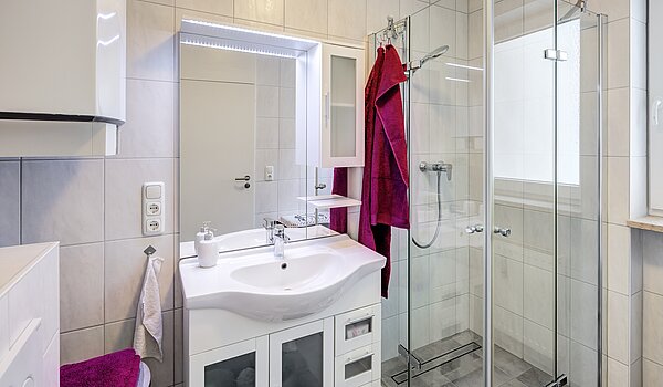 多层公寓 与 1 房间 | Karlsfeld | 70460 | Badezimmer
