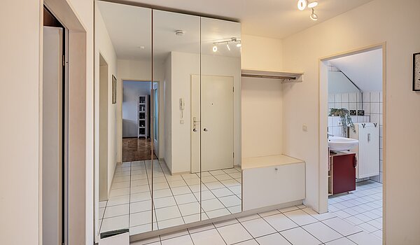 多层公寓 与 2 房间 | Poing | 70373 | Geräumige...