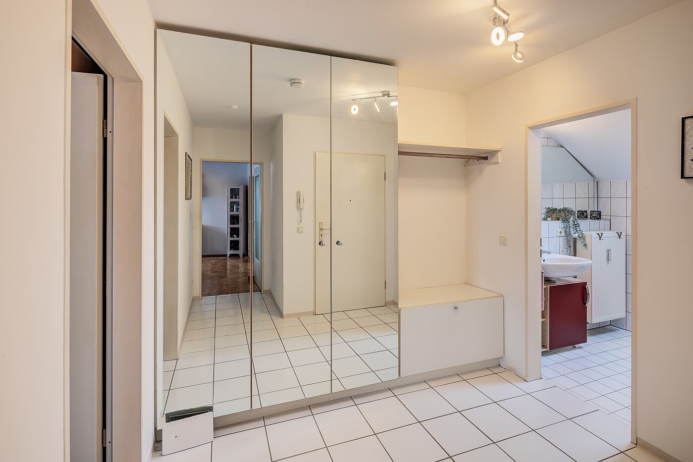 多层公寓 与 2 房间 | Poing | 70373 | Geräumige...