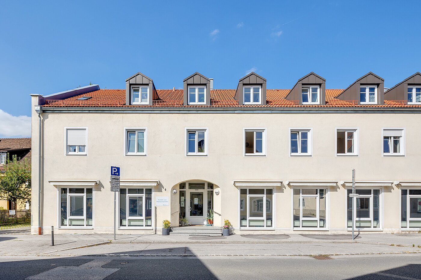 办公室 与 9 房间 | Weilheim in Oberbayern | 2108ML44 | Frontansicht