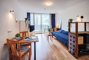 奥-海德豪森：位于黄金地段的带家具城市公寓--空置