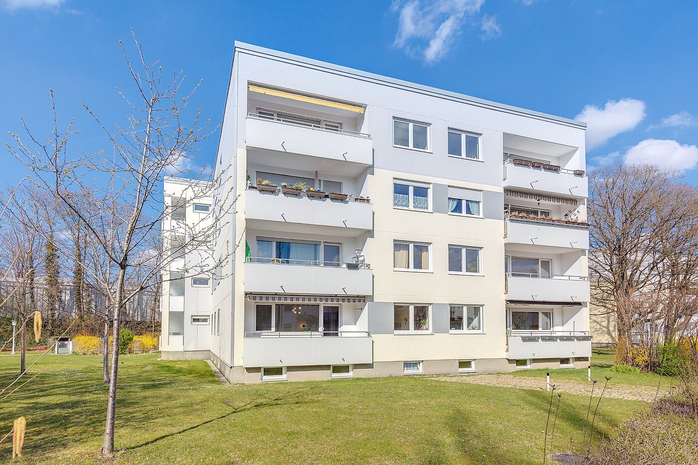 多层公寓 与 4 房间 | München-Hadern | 2003ML2 | Gebäudeansicht