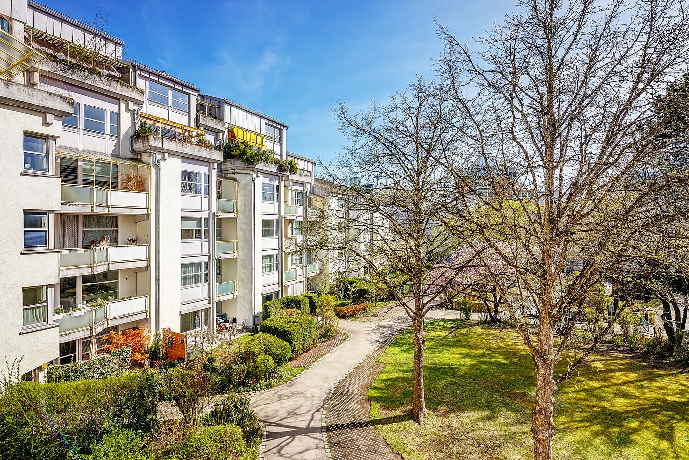 多层公寓 与 1.5 房间 | München-Bogenhausen | 2203ML2 | ...mit Blick in den...