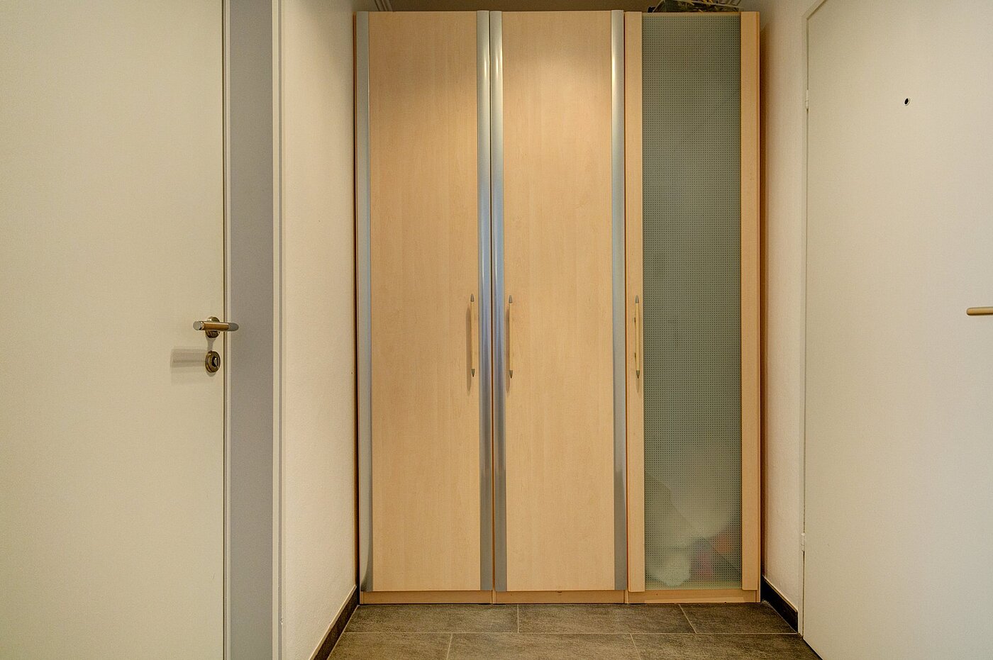 多层公寓 与 1 房间 | München-Au | 1802ML9 | ..Kleiderschrank