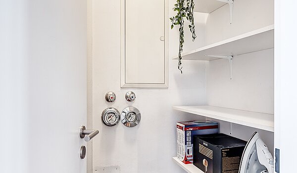 多层公寓 与 3 房间 | München-Schwabing | 2202ML12 | Der Abstellraum