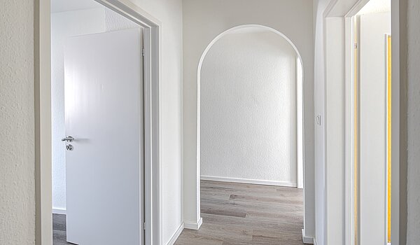 排式中层住宅 与 5 房间 | Unterschleißheim | 70187 | Flur...