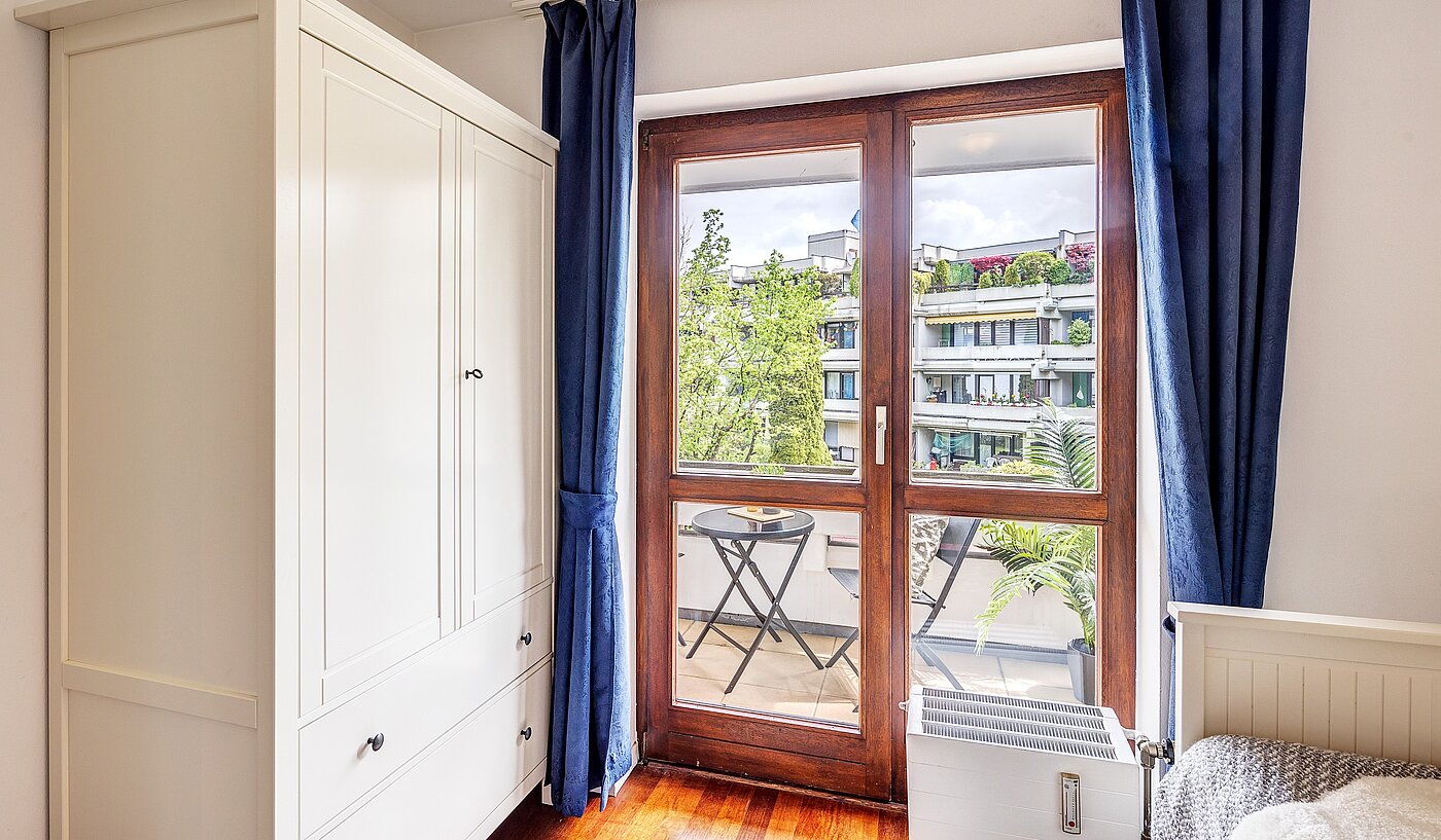 多层公寓 与 3 房间 | München-Schwabing | 2202ML12 | ...und Zugang zum Balkon