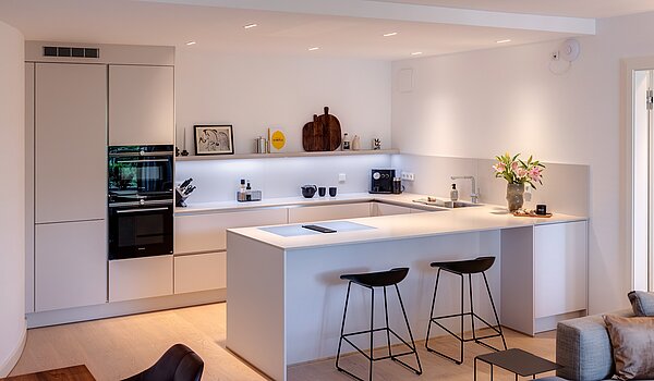 多层公寓 与 3 房间 | 70046 | ...mit Theke zur Küche...