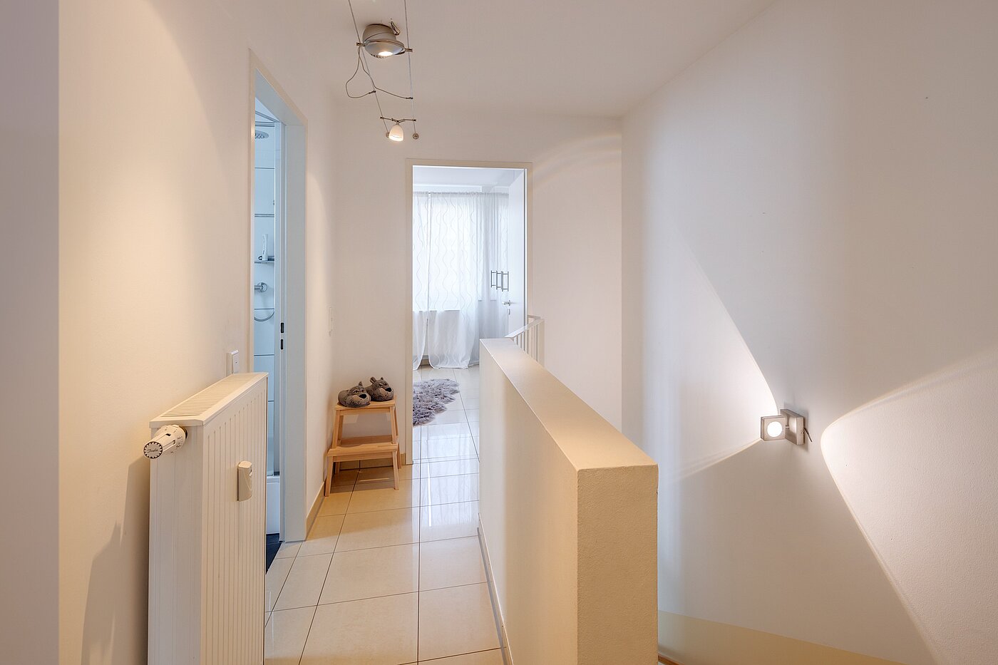 联排别墅 与 5 房间 | Unterföhring | 70119 | ...nach oben