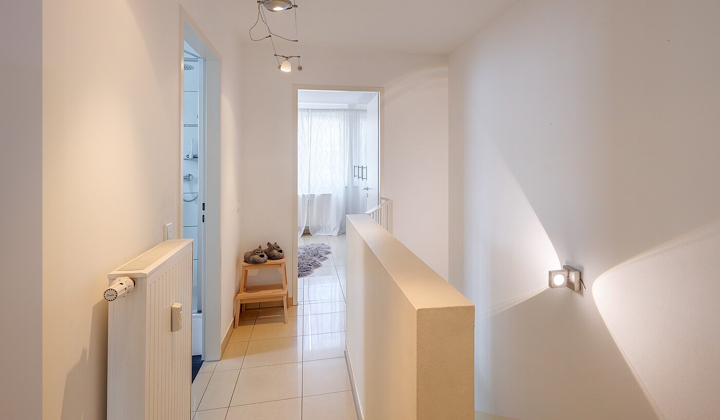 联排别墅 与 5 房间 | Unterföhring | 70119 | ...nach oben